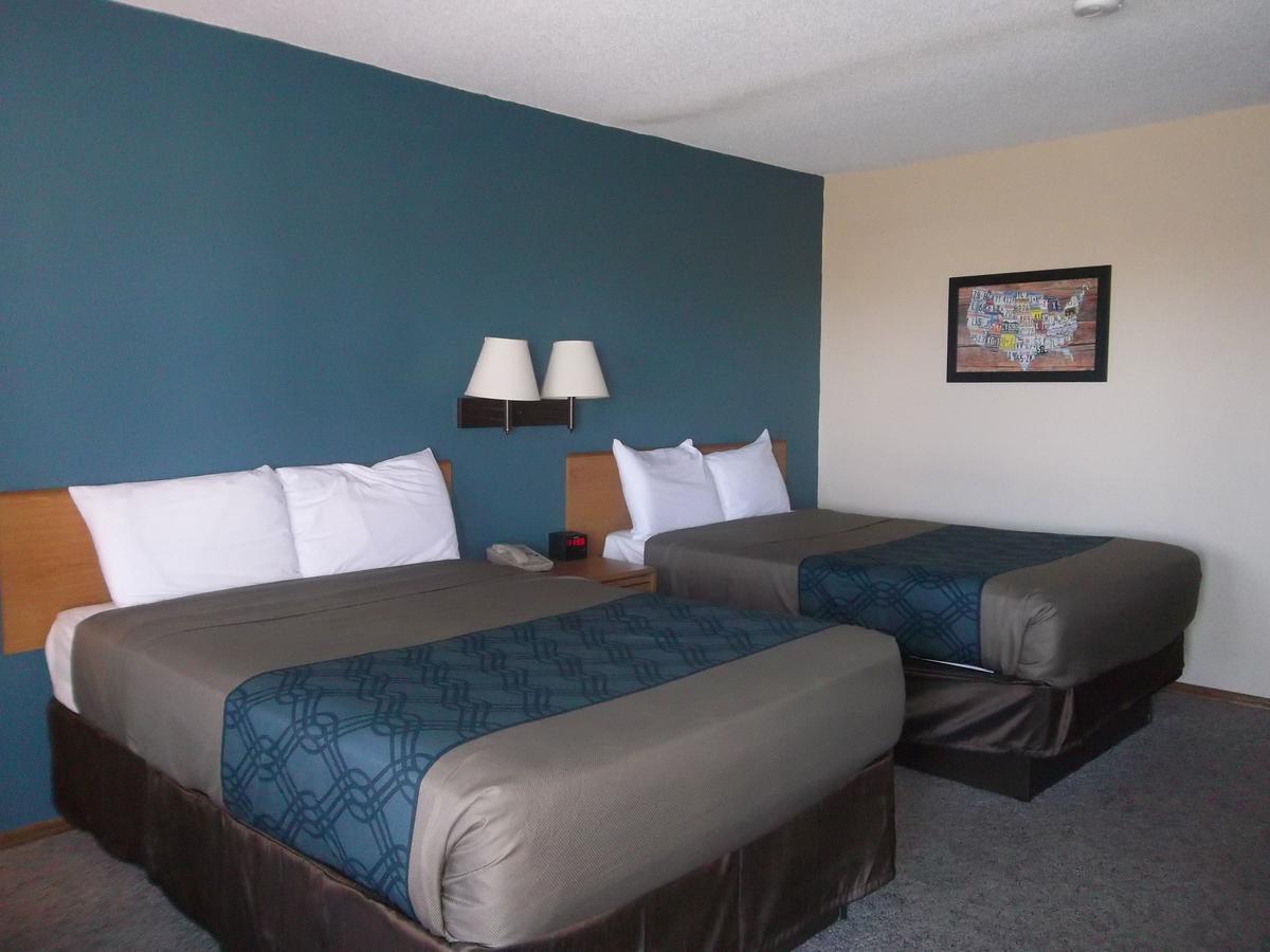 Econo Lodge - Valley City Exterior photo